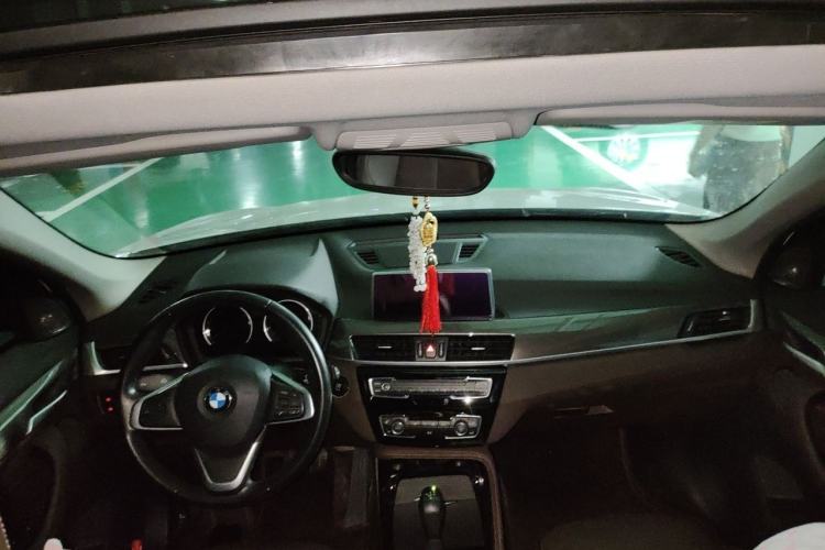 Used BMW X1 2019 xDrive20Li Luxury Model Center Console