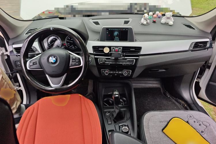 Used BMW X1 2019 sDrive20Li Leading Model Center Console