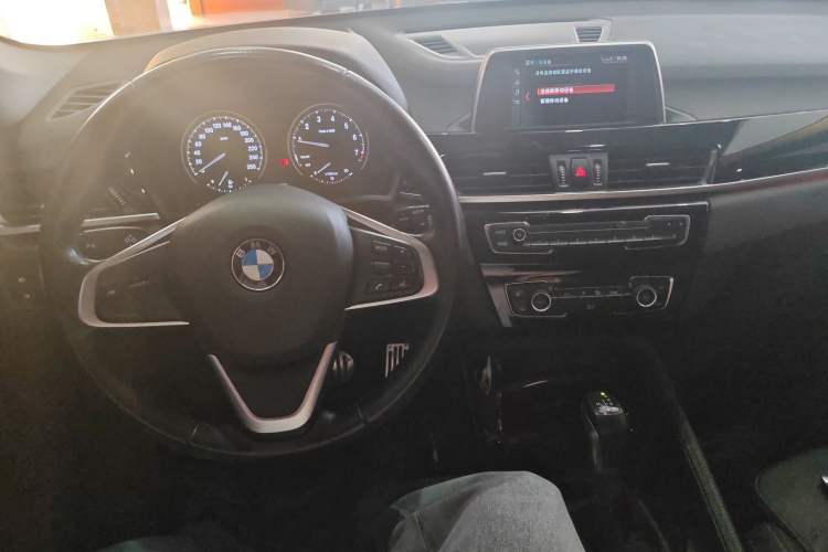 Used BMW X1 2019 sDrive18Li Premium Edition Center Console
