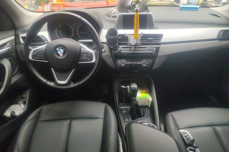 Used BMW X1 2019 sDrive18Li Fashion Model Center Console