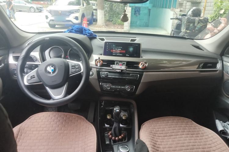 Used BMW X1 2019 xDrive20Li Luxury Model Center Console