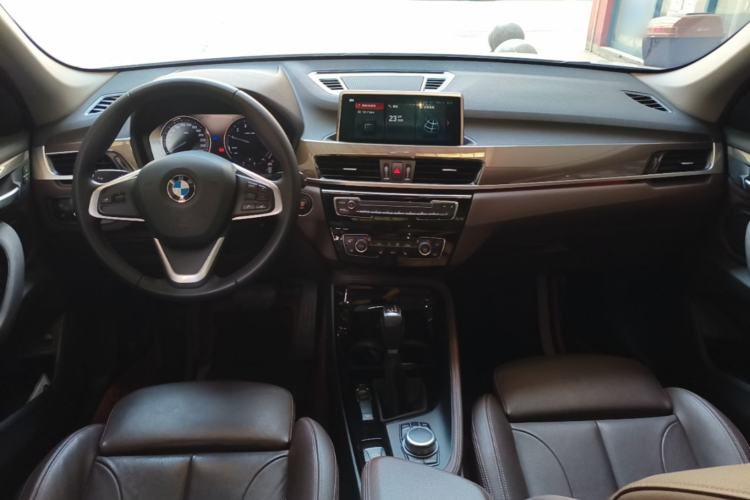 Used BMW X1 2019 xDrive20Li Luxury Model Center Console