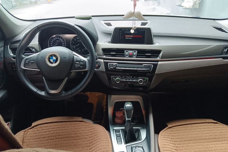 Used BMW X1 2019 sDrive18Li Premium Edition Center Console
