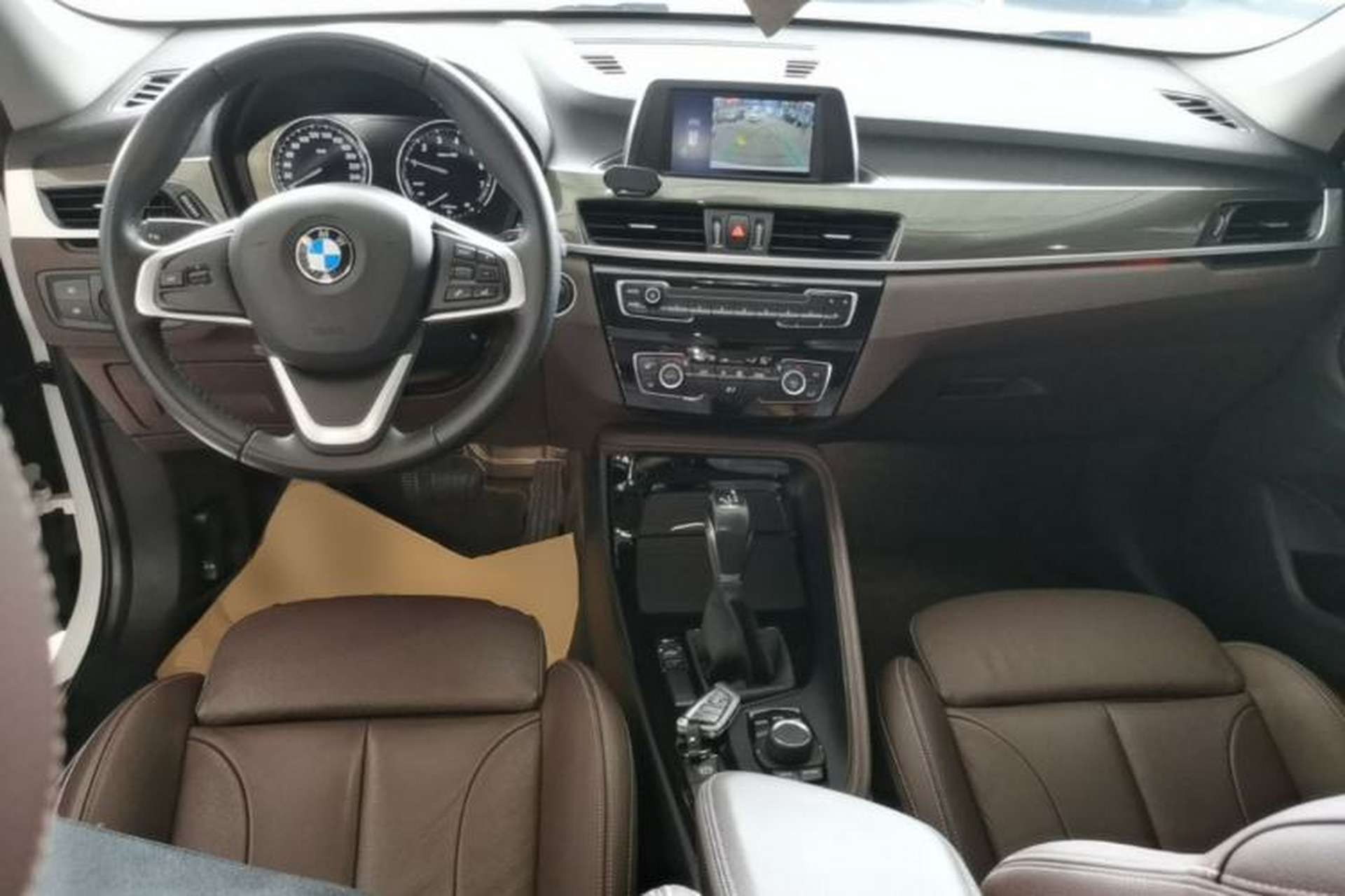 Used BMW X1 2019 sDrive18Li Premium Edition Center Console