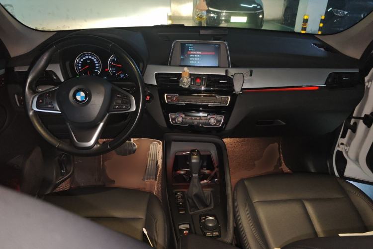 Used BMW X1 2019 sDrive18Li Fashion Model Center Console