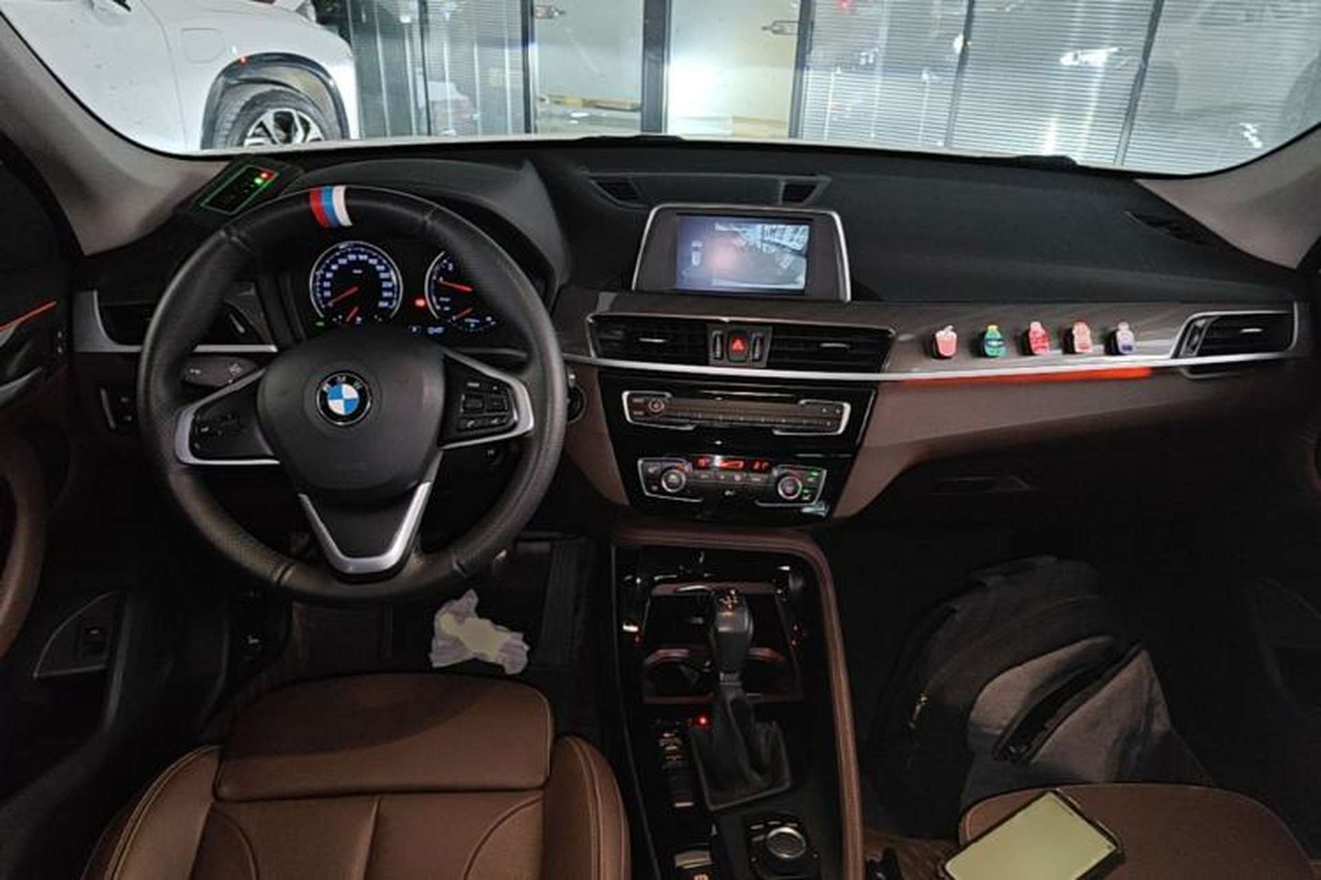 Used BMW X1 2019 sDrive18Li Premium Edition Center Console