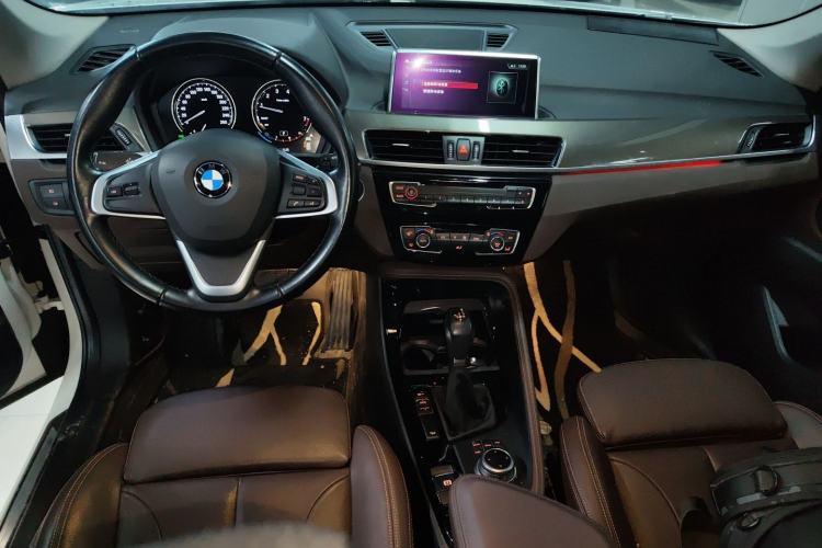 Used BMW X1 2019 xDrive20Li Luxury Model Center Console