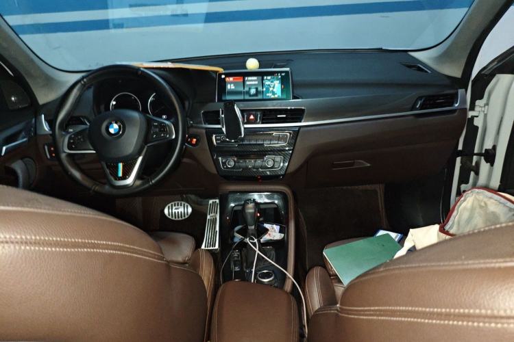 Used BMW X1 2019 xDrive20Li Luxury Model Center Console