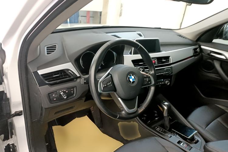 Used BMW X1 2019 sDrive20Li Leading Model Center Console