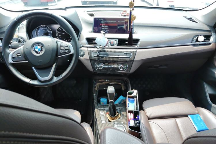 Used BMW X1 2019 xDrive20Li Luxury Model Center Console