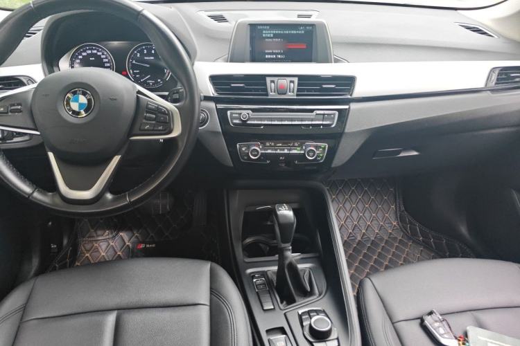 Used BMW X1 2019 sDrive18Li Fashion Model Center Console