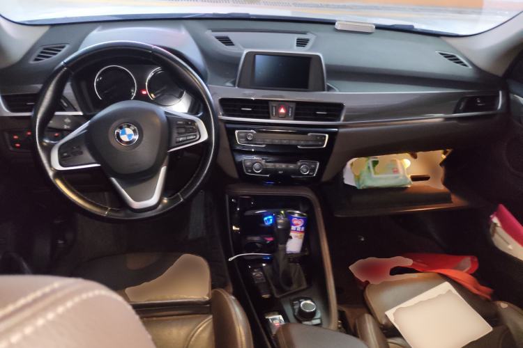 Used BMW X1 2019 sDrive18Li Premium Edition Center Console