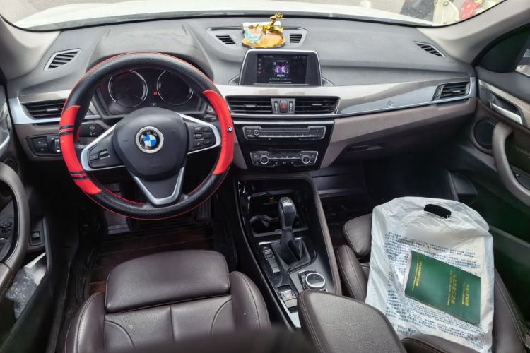 Used BMW X1 2019 sDrive18Li Premium Edition Center Console