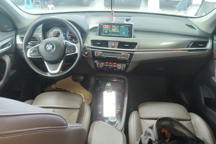 Used BMW X1 2019 xDrive20Li Luxury Model Center Console