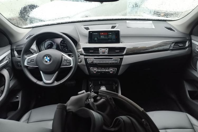 Used BMW X1 2019 sDrive20Li Leading Model Center Console
