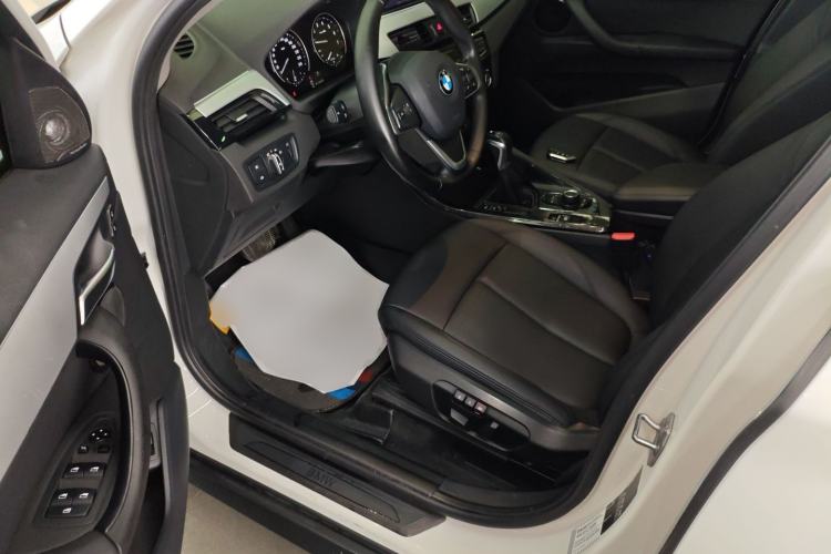 Used BMW X1 2019 sDrive20Li Leading Model Driver Seat