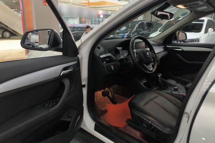 Used BMW X1 2019 sDrive20Li Leading Model Driver Seat