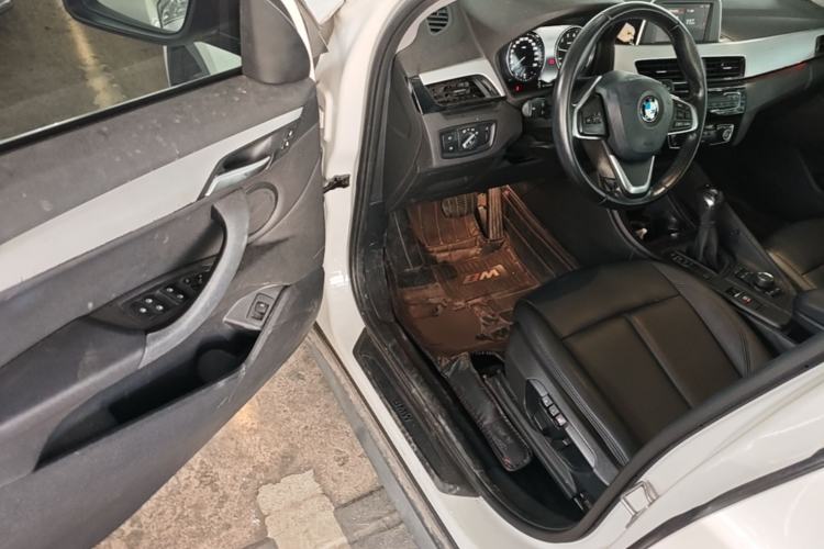 Used BMW X1 2019 sDrive20Li Leading Model Driver Seat