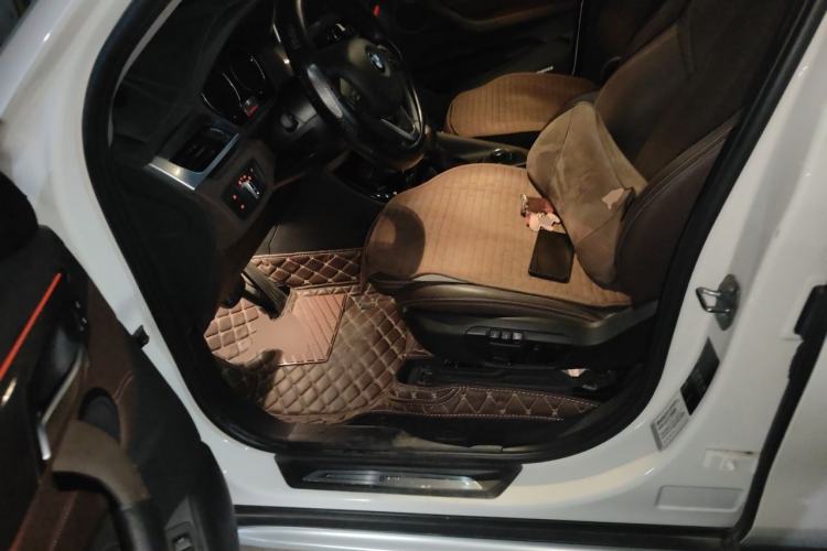 Used BMW X1 2019 sDrive18Li Premium Edition Driver Seat