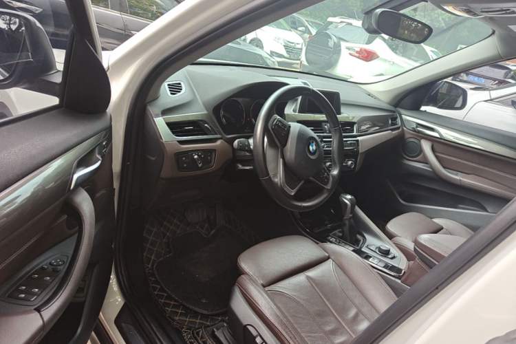 Used BMW X1 2019 sDrive18Li Premium Edition Driver Seat