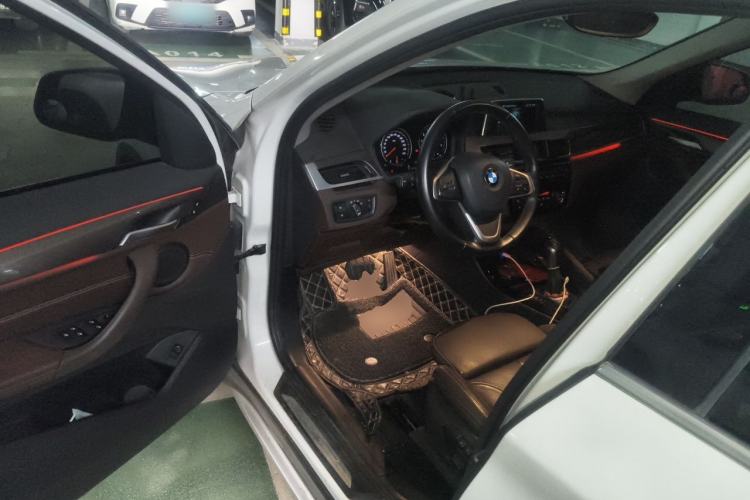 Used BMW X1 2019 sDrive18Li Premium Edition Driver Seat