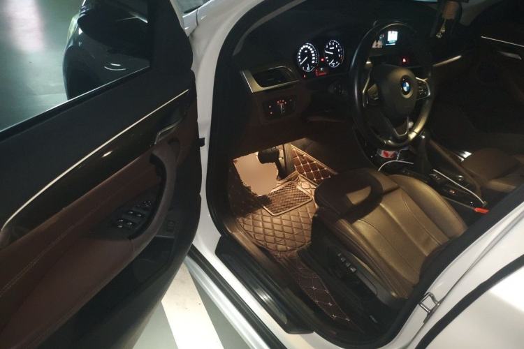 Used BMW X1 2019 sDrive18Li Premium Edition Driver Seat