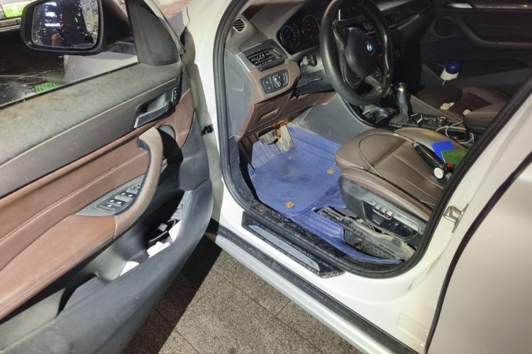 Used BMW X1 2019 sDrive18Li Premium Edition Driver Seat