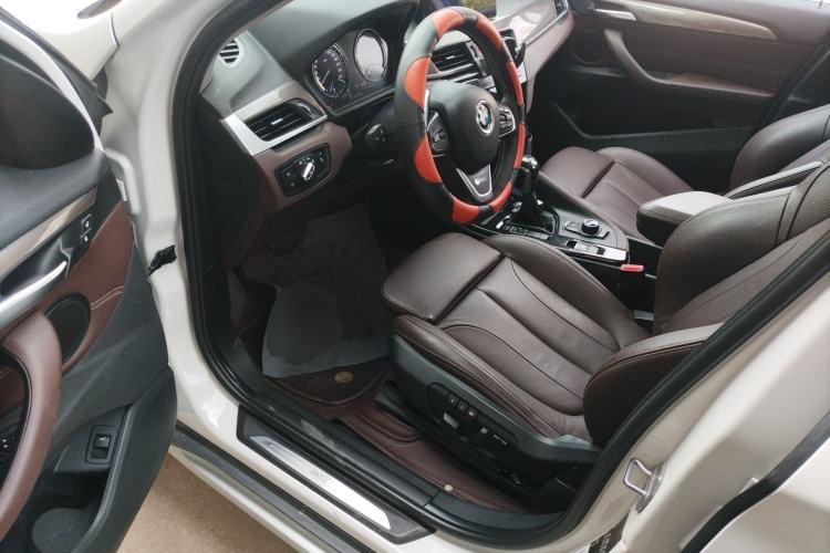 Used BMW X1 2019 sDrive18Li Premium Edition Driver Seat