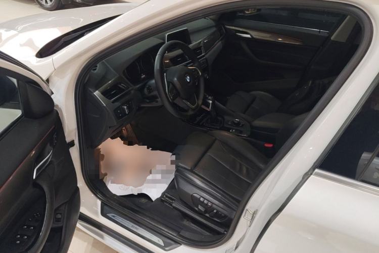 Used BMW X1 2019 sDrive18Li Premium Edition Driver Seat