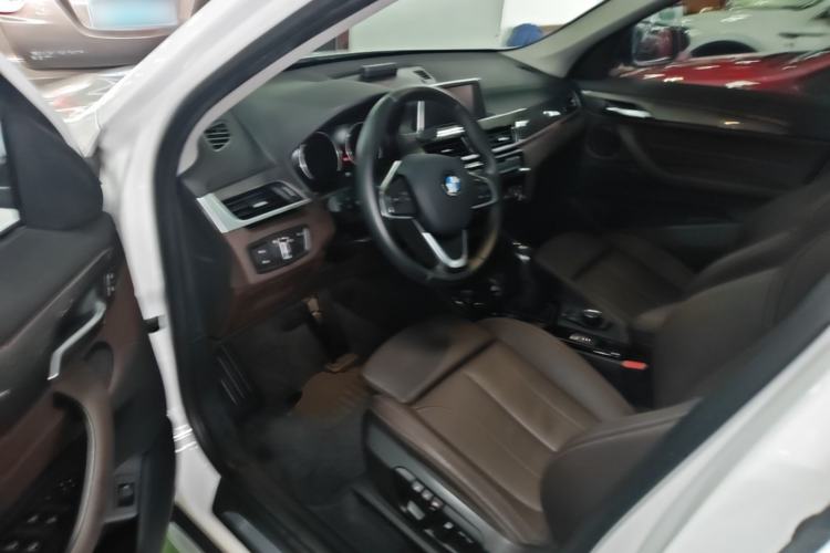 Used BMW X1 2019 sDrive18Li Premium Edition Driver Seat