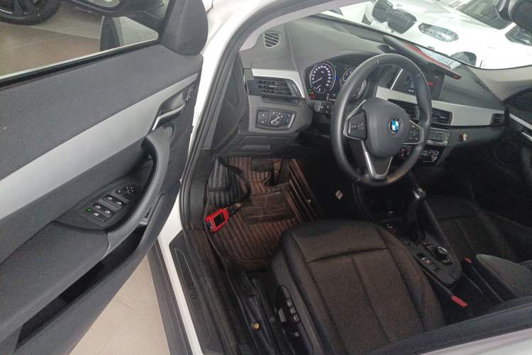 Used BMW X1 2019 sDrive20Li Leading Model Driver Seat