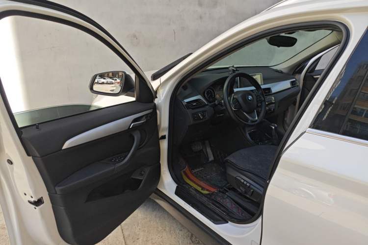 Used BMW X1 2019 sDrive20Li Leading Model Driver Seat