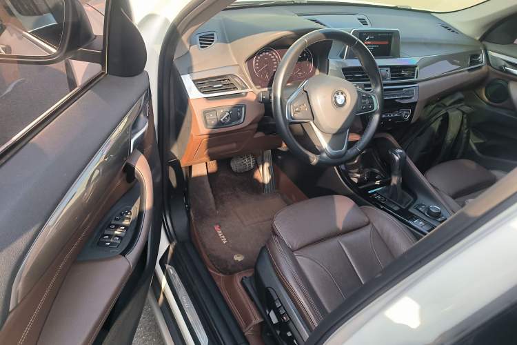 Used BMW X1 2019 sDrive18Li Premium Edition Driver Seat