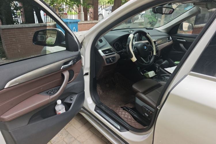 Used BMW X1 2019 sDrive18Li Premium Edition Driver Seat