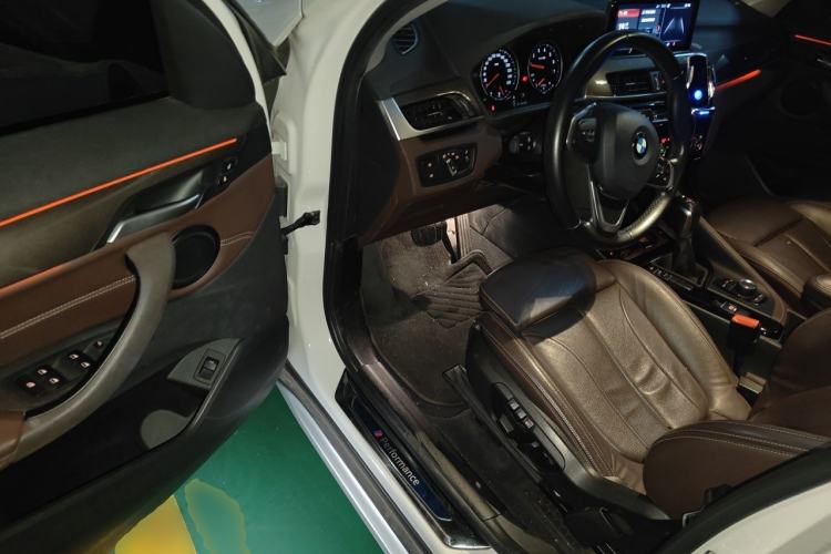 Used BMW X1 2019 sDrive18Li Premium Edition Driver Seat