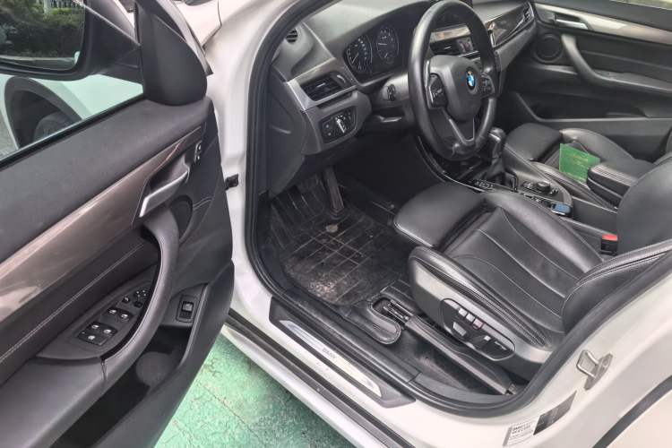 Used BMW X1 2019 sDrive18Li Premium Edition Driver Seat