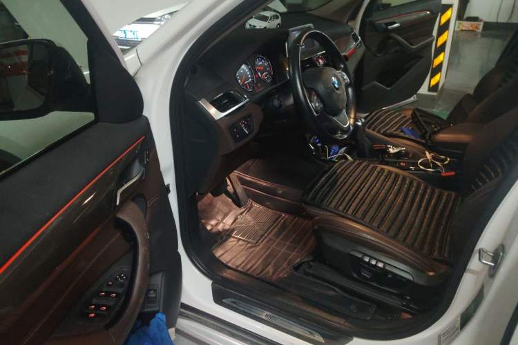 Used BMW X1 2019 sDrive18Li Premium Edition Driver Seat