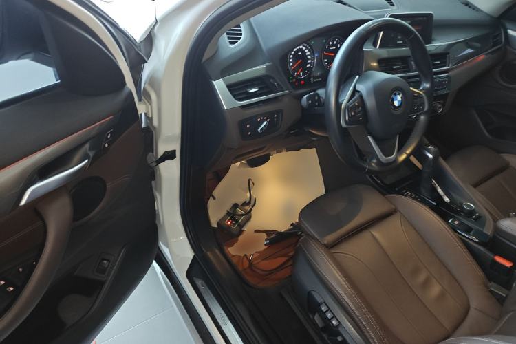 Used BMW X1 2019 sDrive18Li Premium Edition Driver Seat