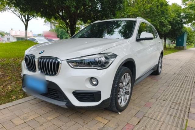Ojetý BMW X1 2019 sDrive20Li Leading Model