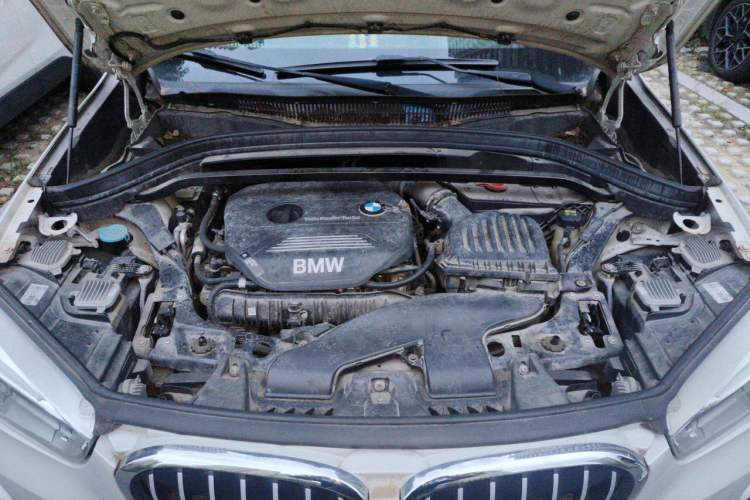Used BMW X1 2019 sDrive20Li Leading Model Engine Bay