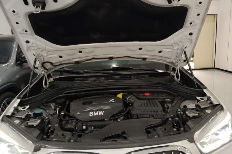 Used BMW X1 2019 sDrive18Li Premium Edition Engine Bay