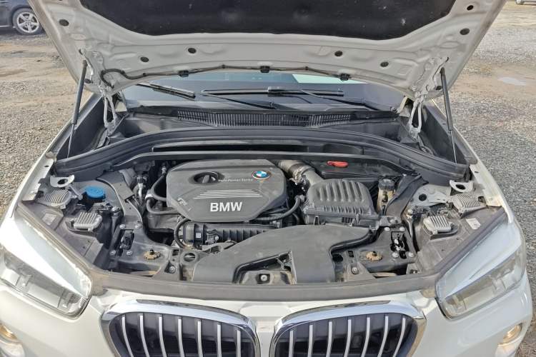 Used BMW X1 2019 sDrive18Li Premium Edition Engine Bay