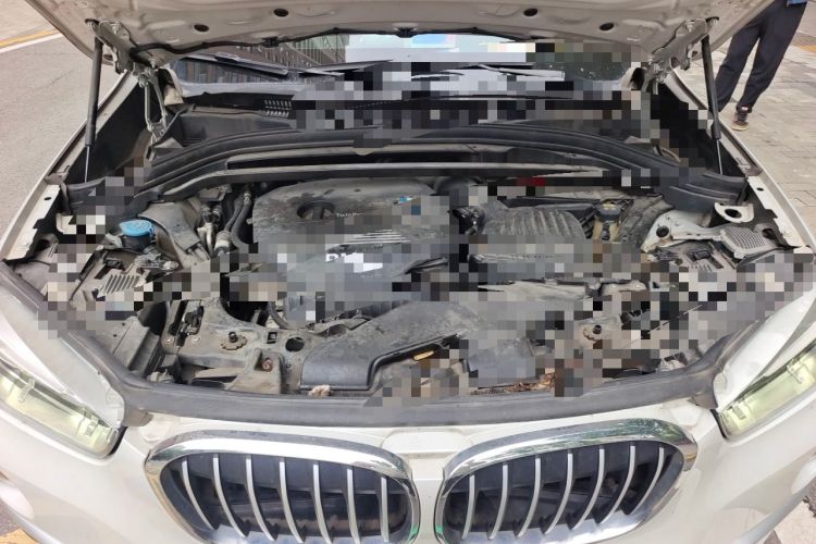 Used BMW X1 2019 sDrive18Li Premium Edition Engine Bay
