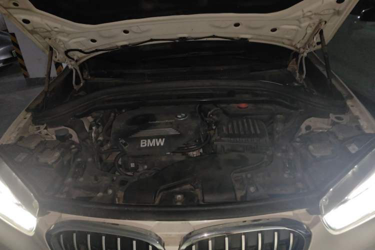 Used BMW X1 2019 sDrive18Li Premium Edition Engine Bay