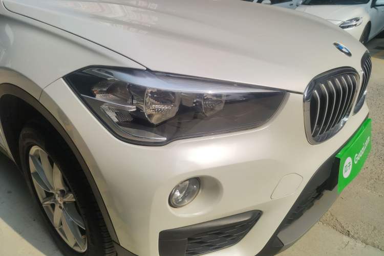 Used BMW X1 2019 sDrive18Li Fashion Model Engine Bay
