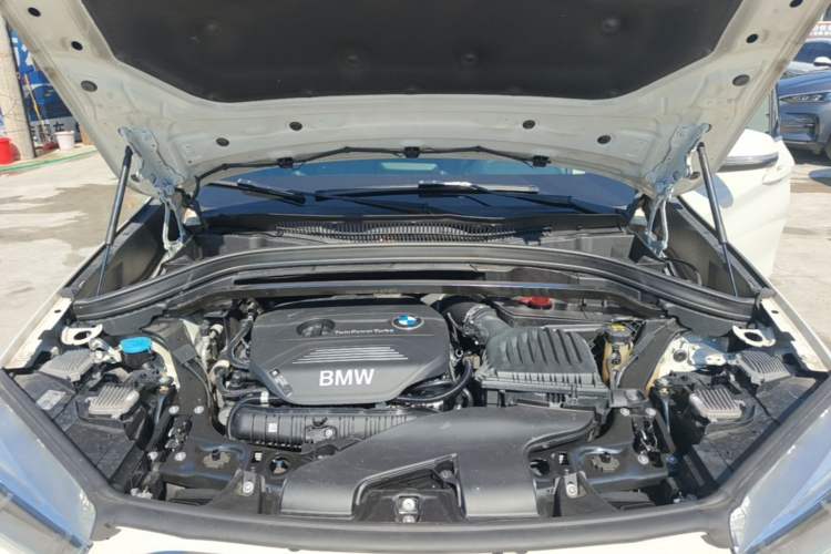 Used BMW X1 2019 sDrive20Li Leading Model Engine Bay