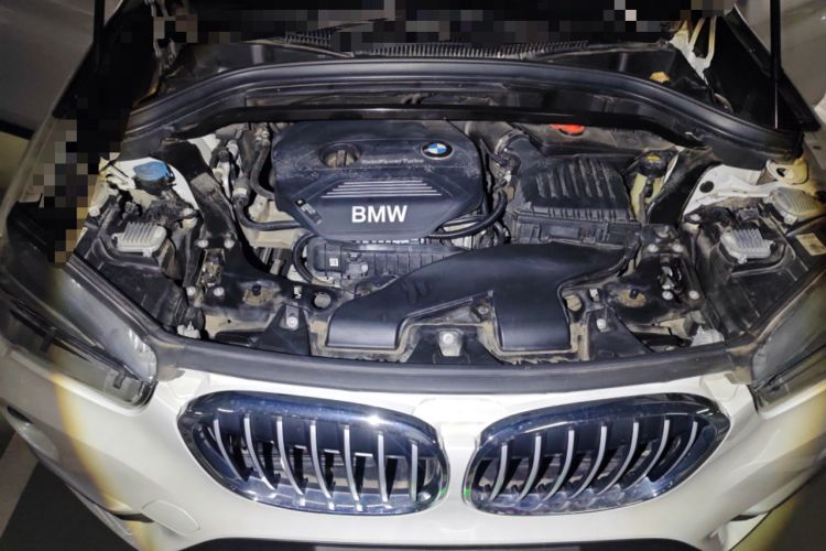 Used BMW X1 2019 sDrive18Li Premium Edition Engine Bay