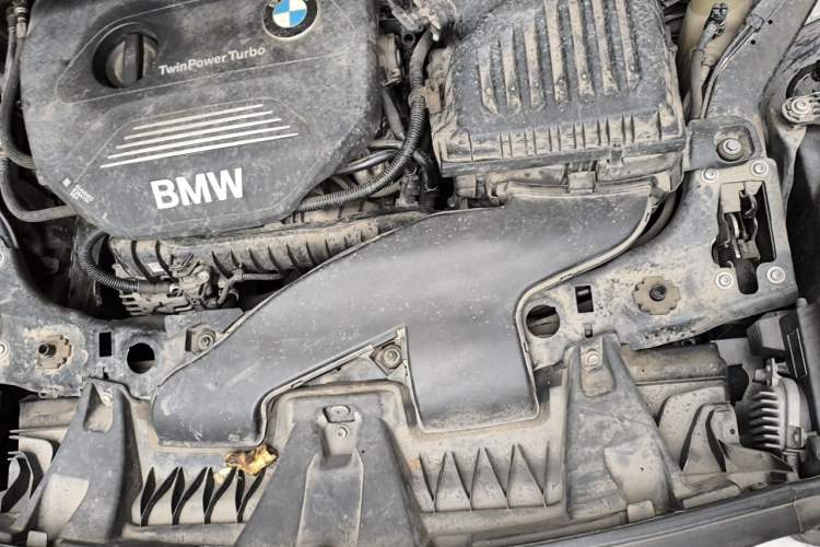 Used BMW X1 2019 sDrive18Li Premium Edition Engine Bay