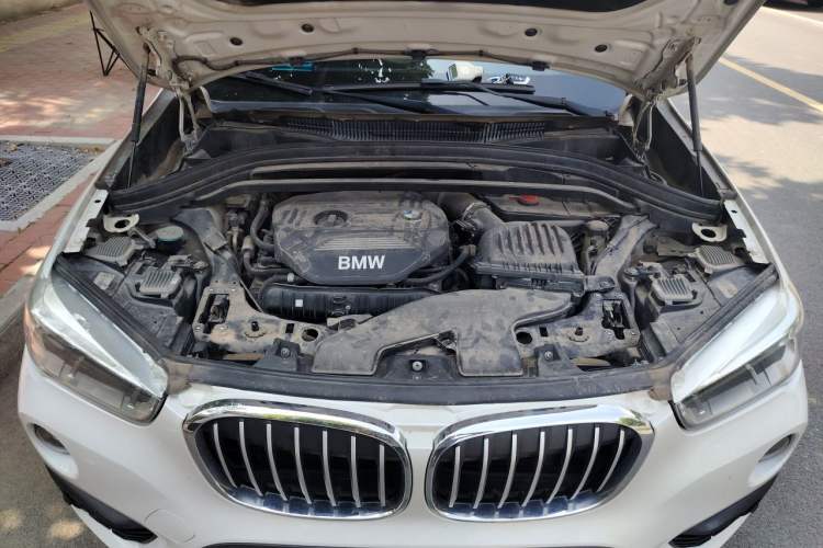 Used BMW X1 2019 sDrive20Li Leading Model Engine Bay