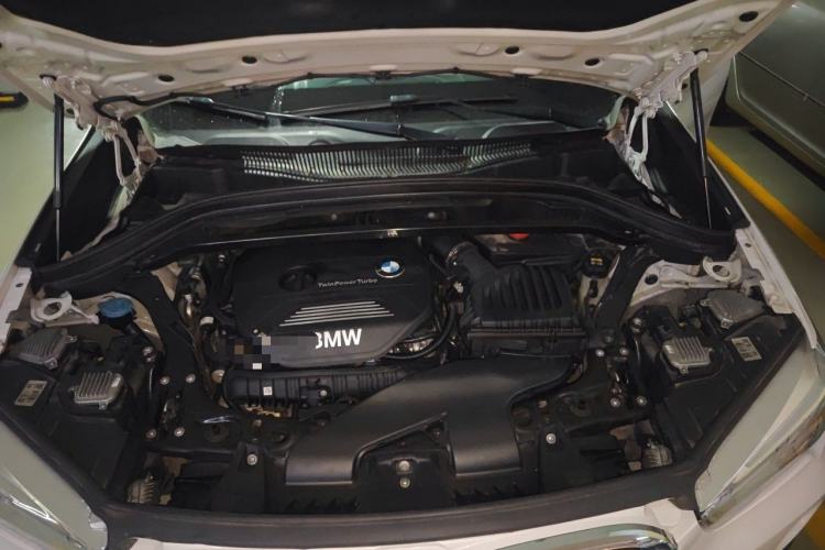 Used BMW X1 2019 sDrive20Li Leading Model Engine Bay